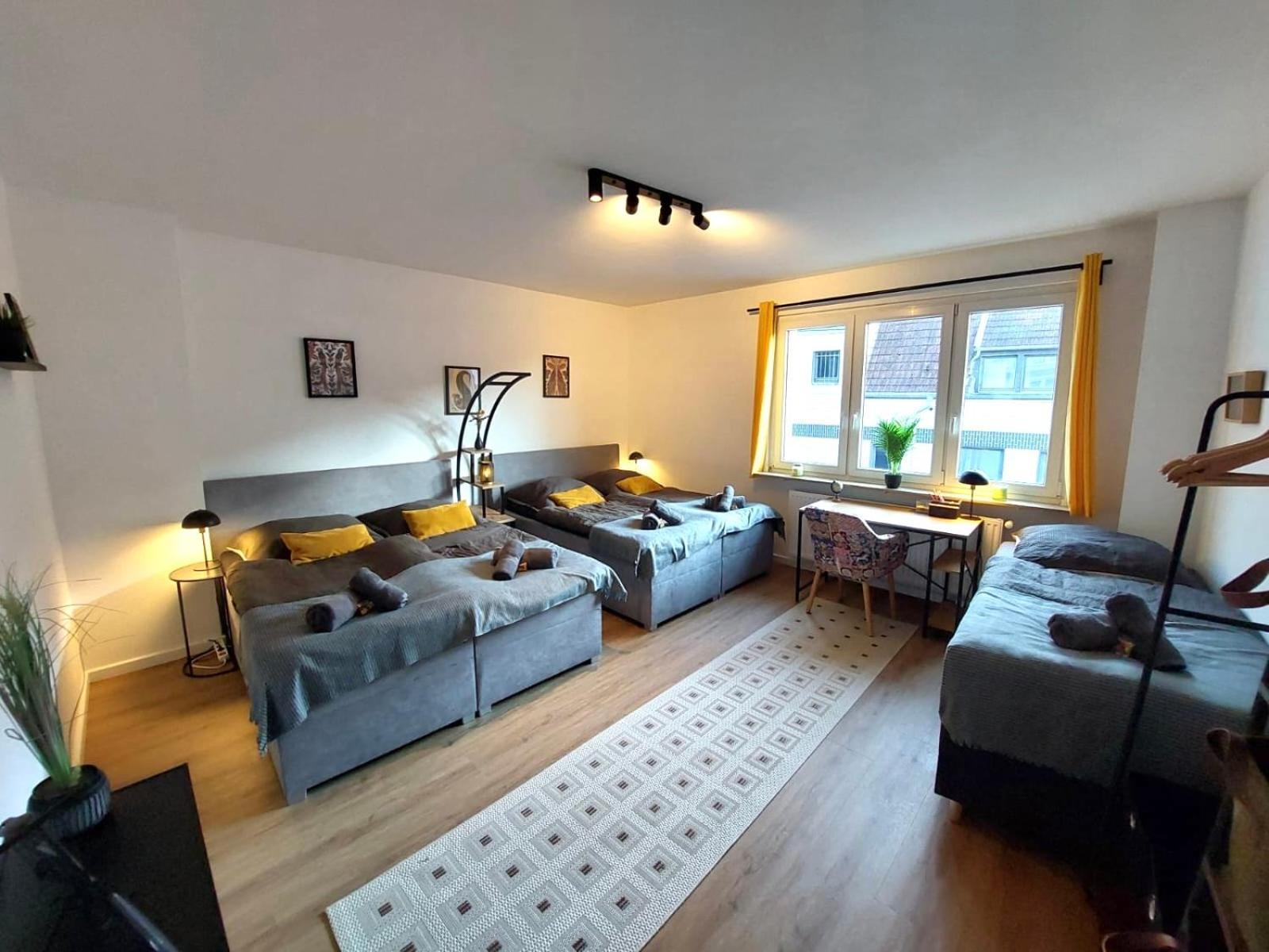 Rtr Essen - Fuer Bis Zu 8 Personen - Voll Ausgestattet - Zentral Limbecker Platz - Messe - Uniklinikum - Smart Tv - Modern Apartment Bagian luar foto